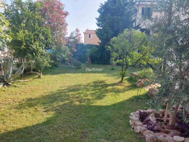 House 85m2 on a plot of 400m2 Susanj, Illino