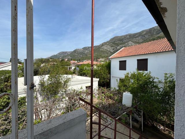 Haus von 120 m2 auf einem Grundstück von 172 m2 in Gorelac, Sutomore