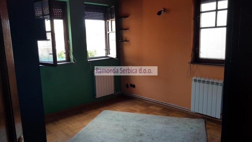 LUX Kuca Zemun, 158m2(300) sa poslovnim prostorom