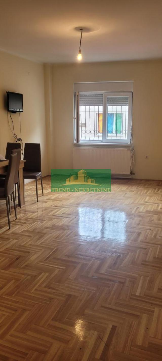 Dositejeva 45m2-odlična lokacija, blizina centra! 115900e