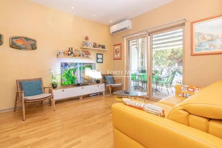 Apartment for sale in Herceg Novi, Igalo area