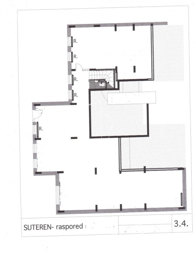 Atraktivan poslovni prostor, mereno 385 m2 ID#6865