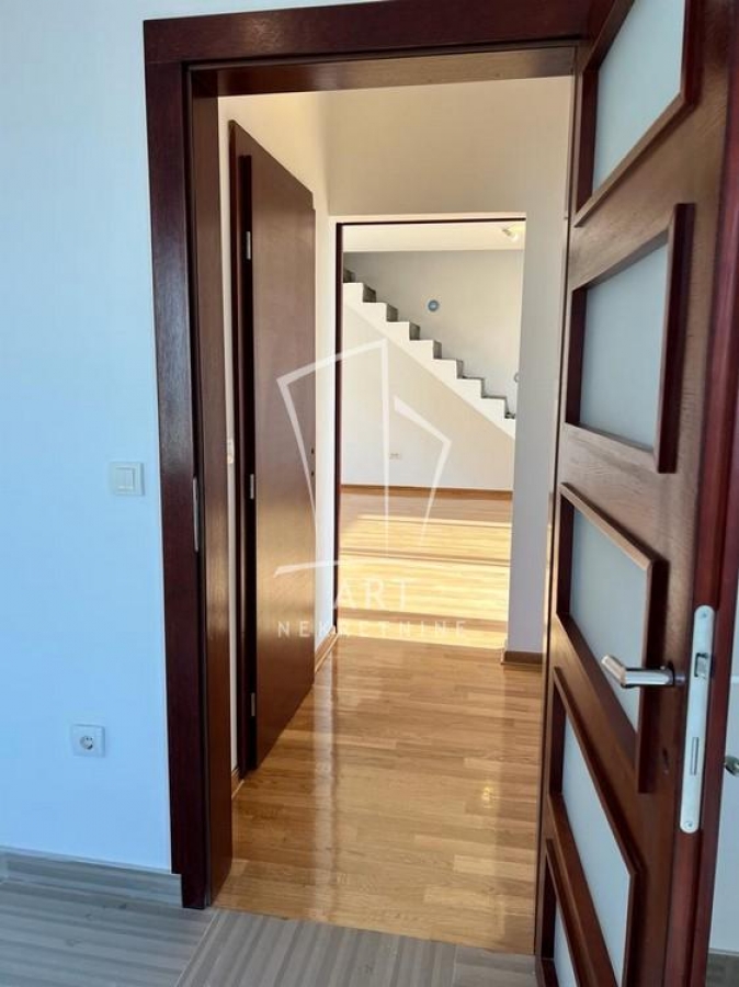 Lekino brdo, odličan duplex 135m2 ID#7143