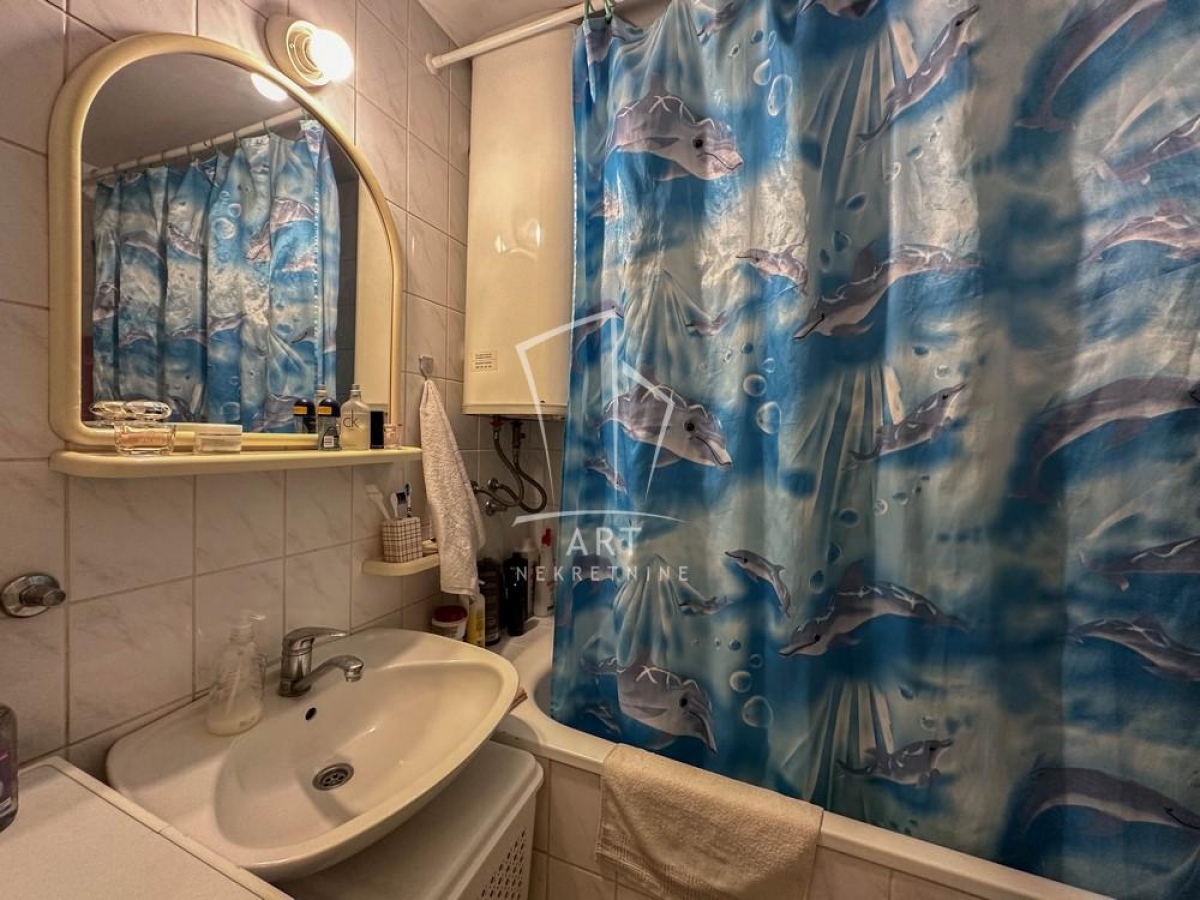 Novi Beograd, dvoiposoban stan, mereno 68m2 ID#7630