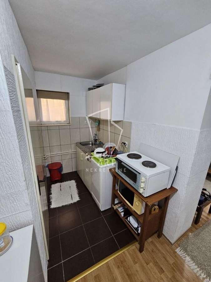 Crveni krst, Vele Nigrinove, 21m2 ID#7900