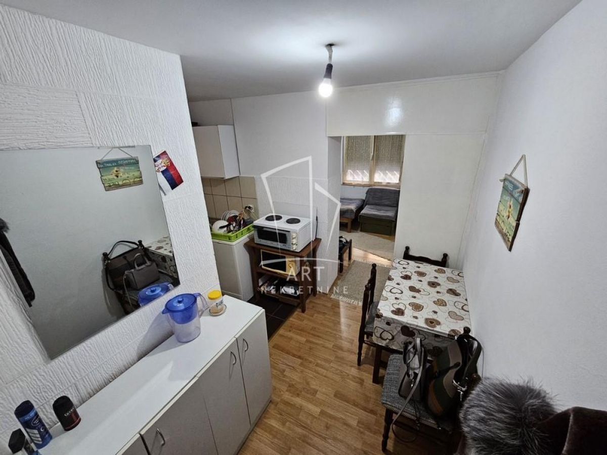 Crveni krst, Vele Nigrinove, 21m2 ID#7900