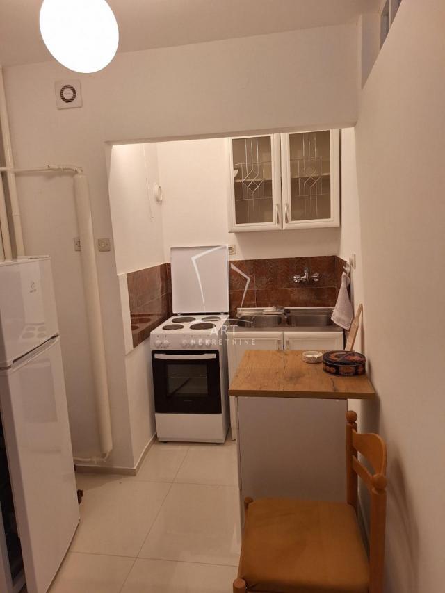 Opština Novi Beograd, 32m2 ID#8083