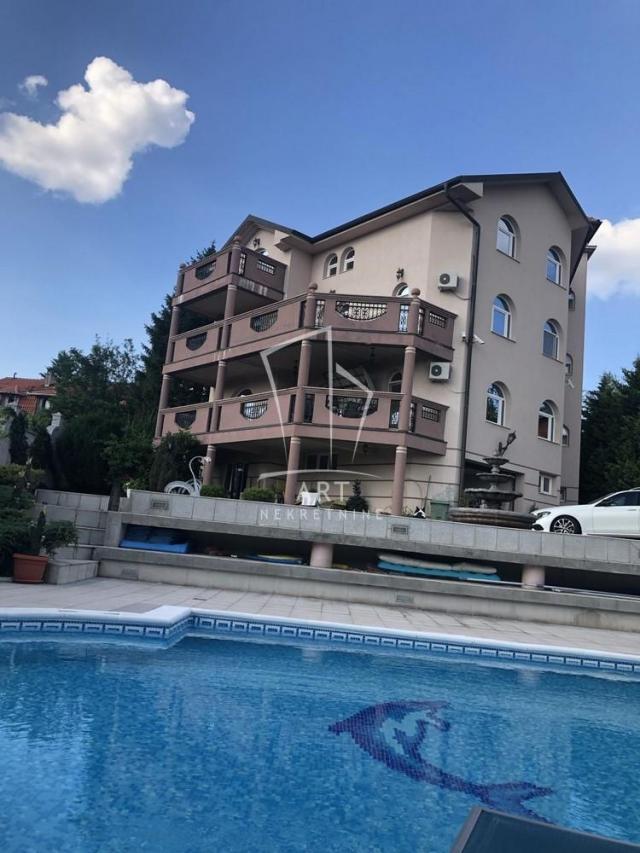 Miljakovac 3, kuća sa bazenom, mereno 600m2 ID#8475