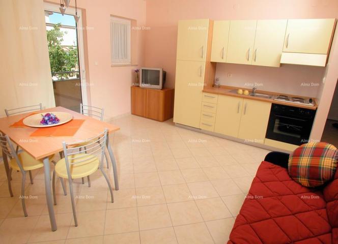 Kuća Kuća s 13 apartmana !