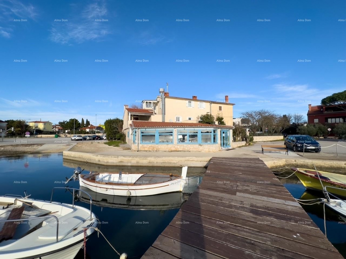 Restoran Poslovno-stambena zgrada pored mora, Medulin!