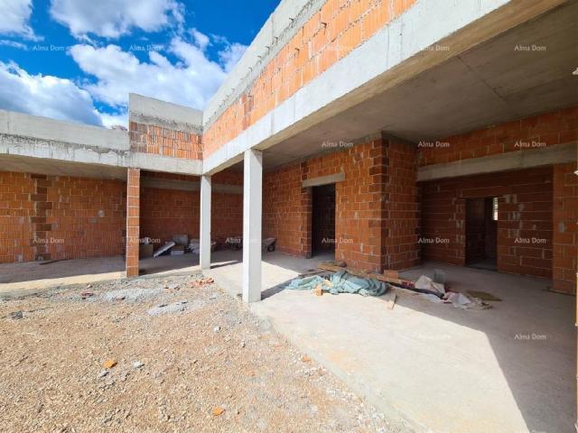 House Villa under construction with sea view!