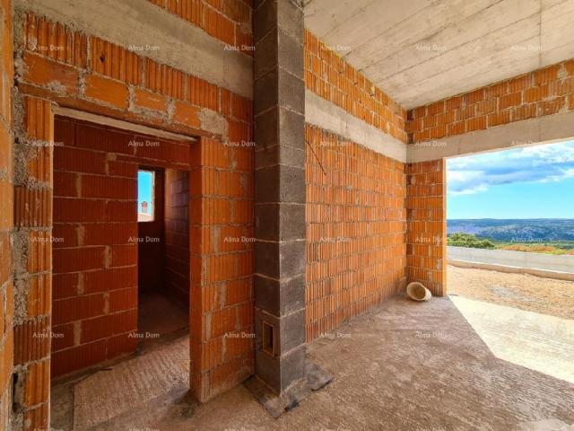 House Villa under construction with sea view!