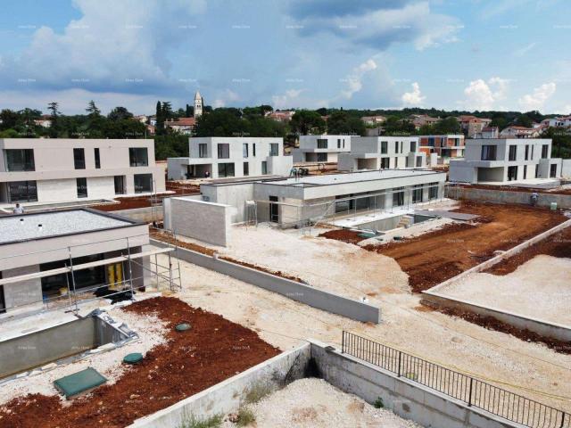 House House under construction near Poreč.