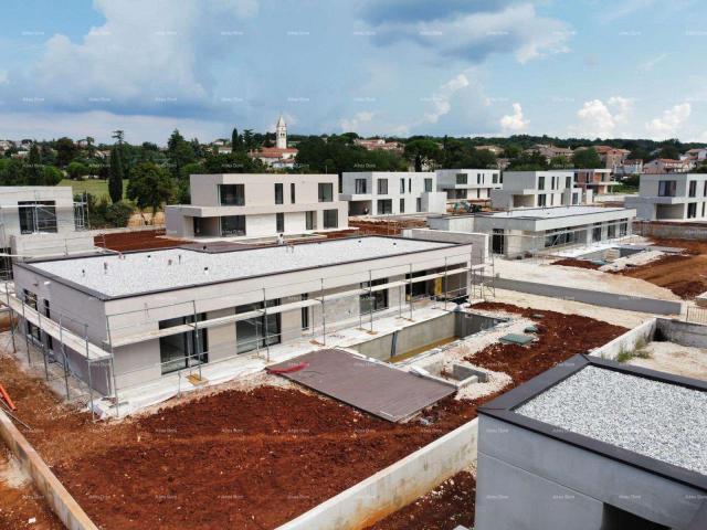 House House under construction near Poreč.