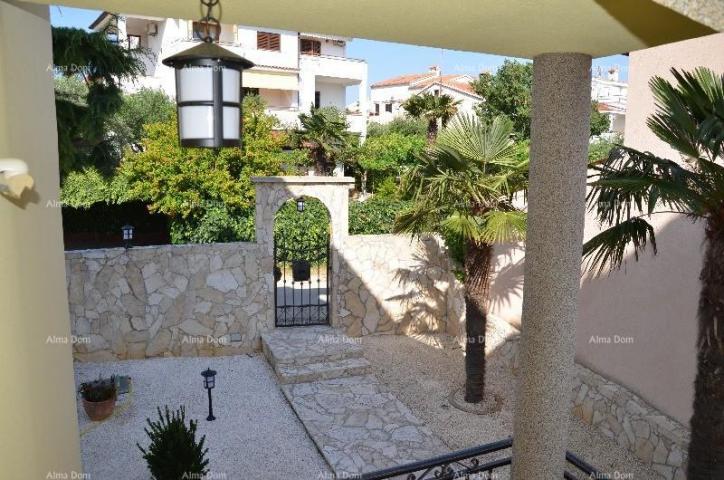 House Apartment building with pool in a great location, overlooking the sea in Medulin