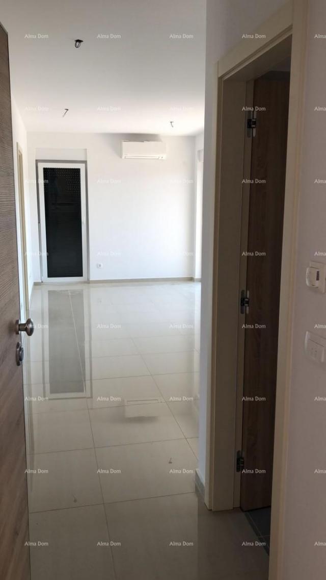 Wohnung Neubauten in Poreč, fertig, bezugsfertig. In der Nähe der neuen Grundschule.