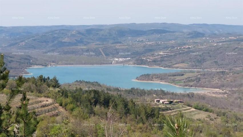 Bauland Attraktives Baugrundstück - Blick auf den Butoniga-lake