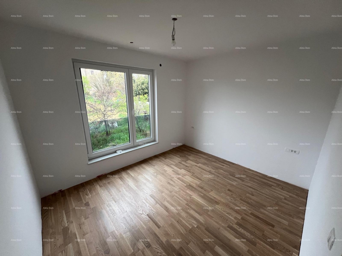 Wohnung Luxuriöse zweistöckige Wohnung mit Meerblick