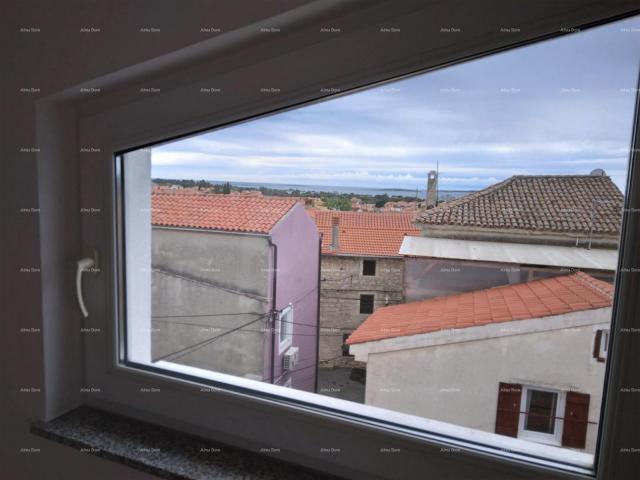 Haus Haus mit zwei Wohnungen im Zentrum von Medulin