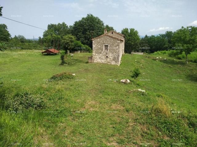 Građevinsko zemljište Istarsko imanje sa pogledom na Učku u Kršanu