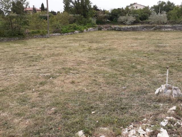 Building land Building land in Kavran, Marčana