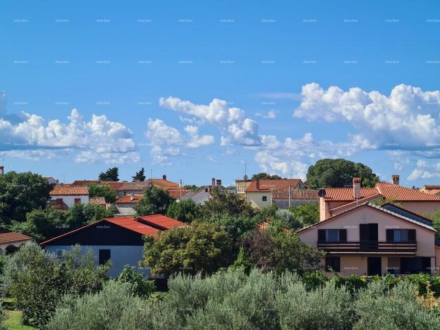 Stan Peroj, novija gradnja u ponudi apartman sa lijepim pogledom, odmah useljiv. 