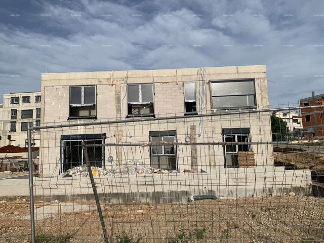 Wohnung Wohnungen zum Verkauf in einem neuen Gewerbe- und Wohnprojekt, Poreč