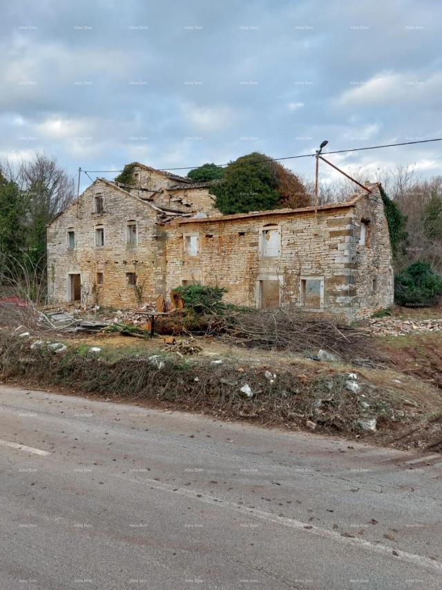 Kuća Prodaja kamenih istarskih kuća za renovaciju, Oprtalj!