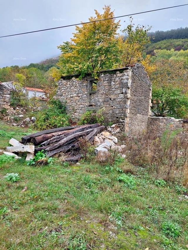 Kuća Prodaje se stara kuća