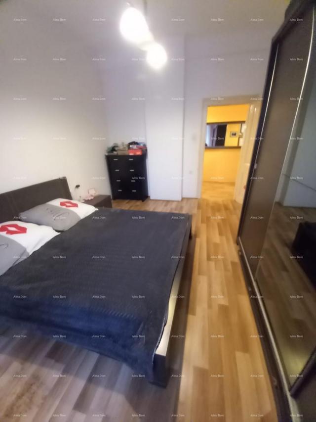 Wohnung Wohnung zum Verkauf in Pula, Zentrum! Kaštel.