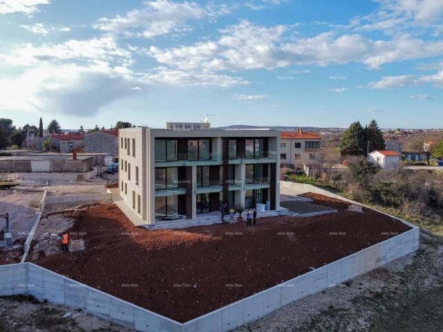 Wohnung NEU! Wir verkaufen eine schöne Dreizimmerwohnung in Labin.