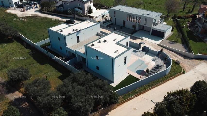 House A newly built, modern two-story house with a swimming pool near the sea, Pomer!