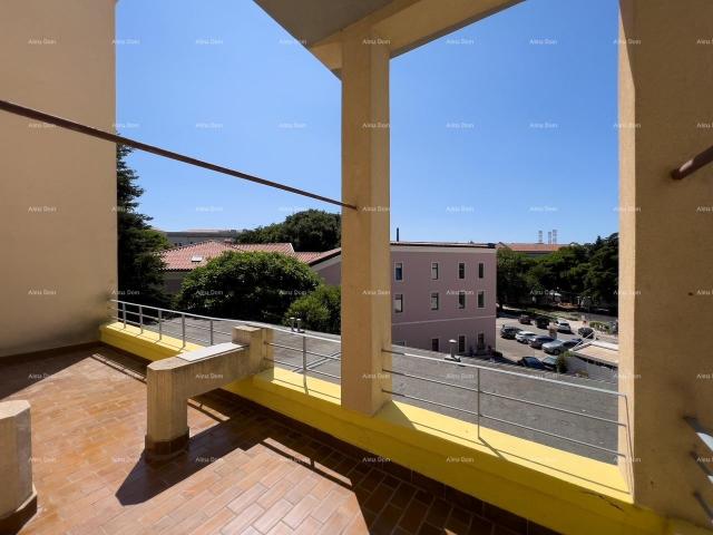 Apartment Exclusive sale! Modern and fully equipped apartment, 100 meters from the Arena, Pula