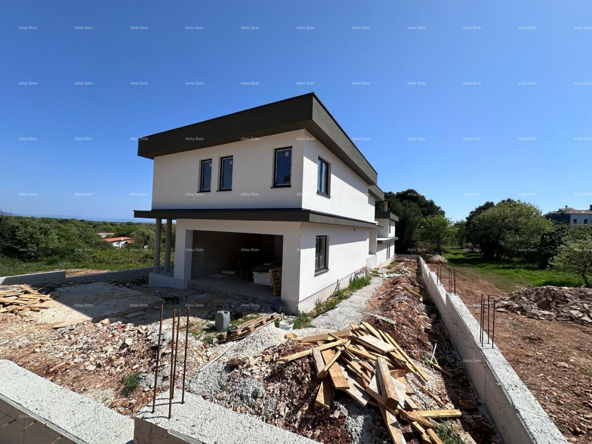 House House with 4 apartments for sale, newly built, Ližnjan!