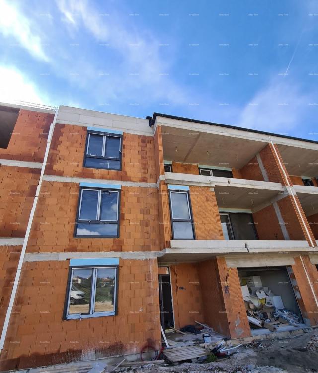 Apartment New construction! A three-room apartment in Pula is for sale.Valdebek.