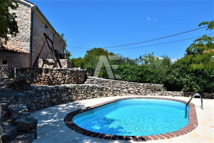 Dobrinj, rustic autochthonous stone house with swimming pool!! ID 8