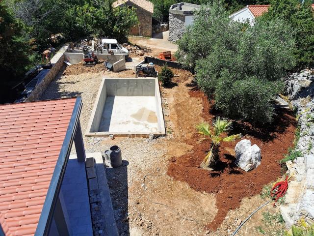 Dobrinj, autochthonous adapted stone house with swimming pool ID 13