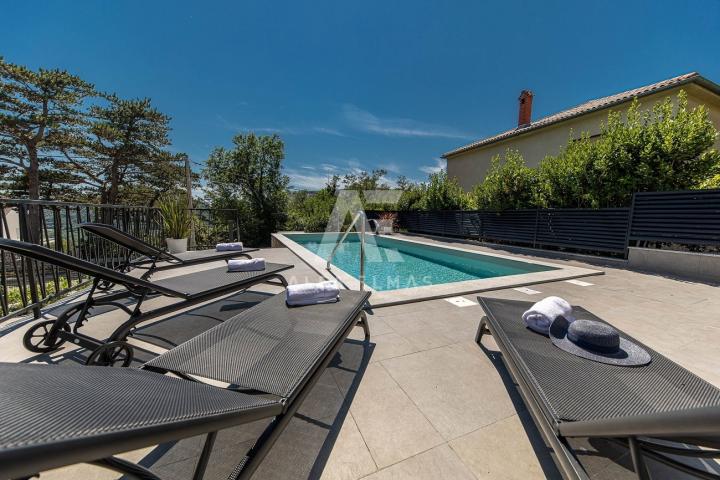 Crikvenica, Umgebung, Luxusvilla mit Pool in ruhiger Lage!! ID 38