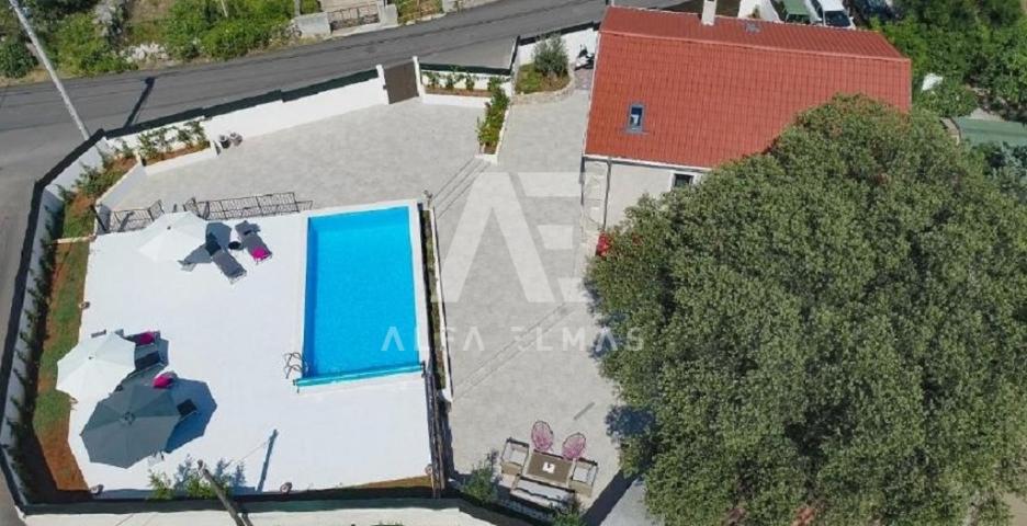 Krk, area, autochthonous villa with swimming pool!! ID 221