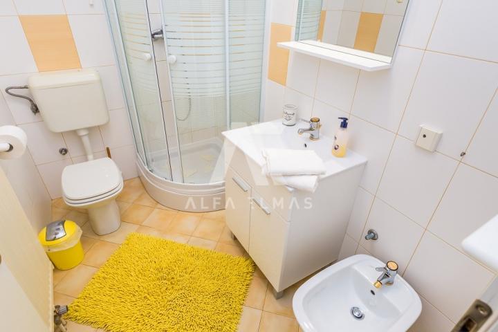 Opatija, apartman na prvom katu s predivnim pogledom na more!! ID 327 