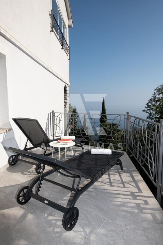 Opatija, Wohnung im ersten Stock mit einem wunderschönen Blick auf das Meer!! ID 327