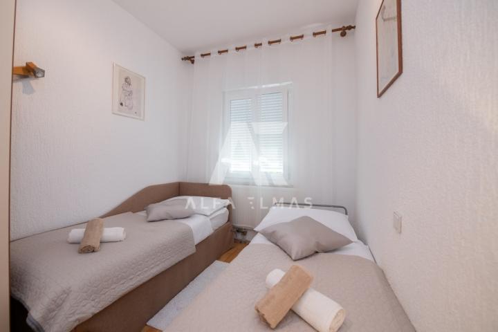 Opatija, apartman na prvom katu s predivnim pogledom na more!! ID 327 