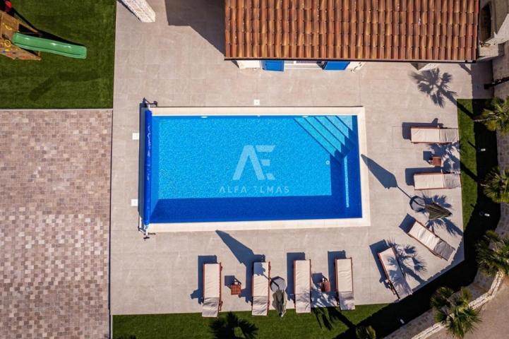 Dobrinj, Umgebung, luxuriöse freistehende Villa mit Pool! ID 370