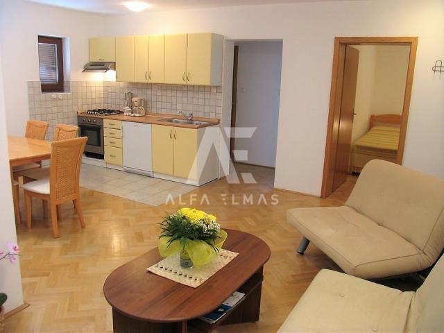 Baška, okolica predivna apartmanska kuća s pogledom na more!! ID 447