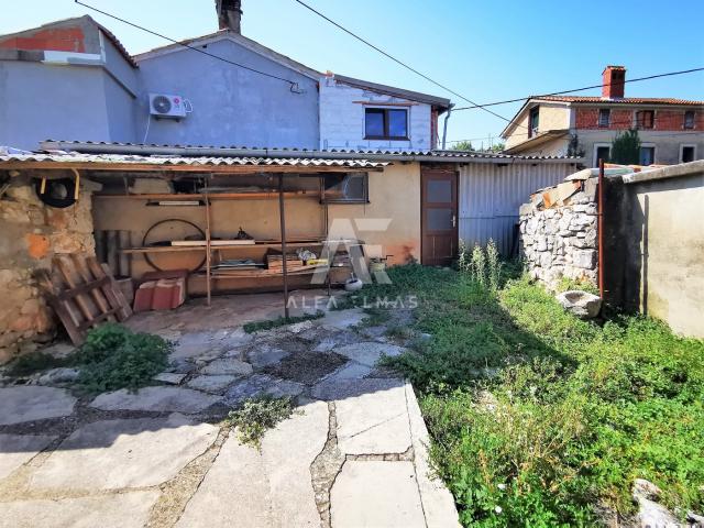 Dobrinj, surroundings,two stone houses in a row for adaptation!! ID 464