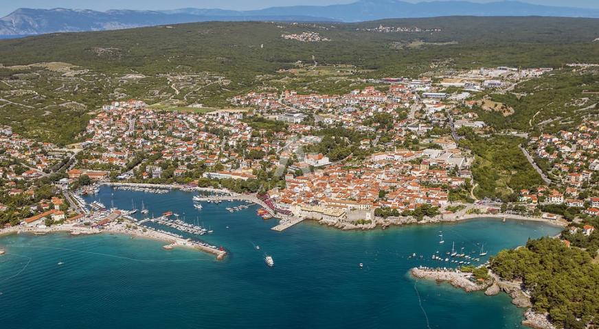 Verkauf von landwirtschaftlichem Grundstück mit Zufahrtsweg auf Krk - ID 538