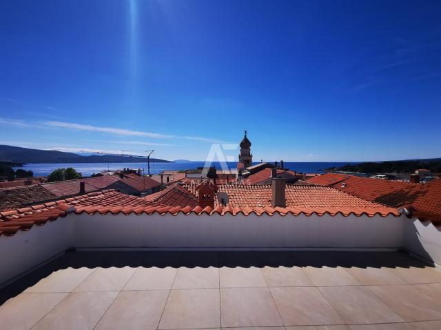 Krk, Altstadt, Renoviertes Steinhaus mit Garten und Meerblick auf Krk - ID 546