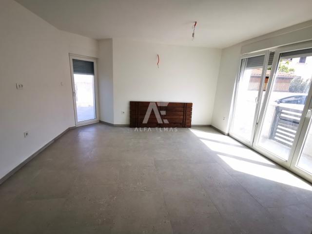 Malinska, apartman sa okućnicom! ID 556