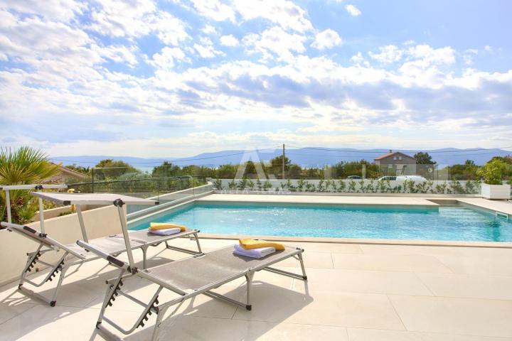 Krk, surroundings, sale of a modern house with four apartments and a swimming pool! ID 568