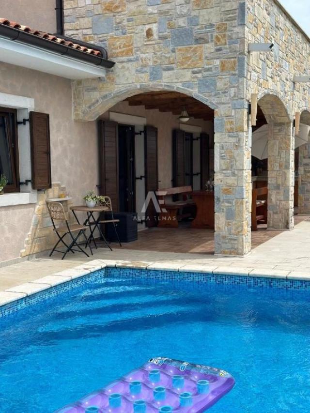 Linardići, new stone house with pool and sea view! ID 573